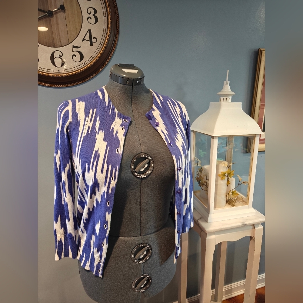 🤍❗NWT J. CREW Purple and White Aztec Detail Light Button Up Sweater Size Medium